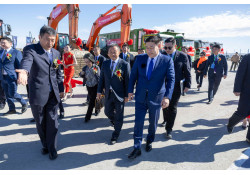 Ерөнхий сайд Л.Оюун-Эрдэнэ: Засгийн газрын мега төслийн нэгдүгээрт эрэмбэлэгдсэн Гашуунсухайт-Ганцмод төмөр замын их бүтээн байгуулалт гараанаас гарлаа