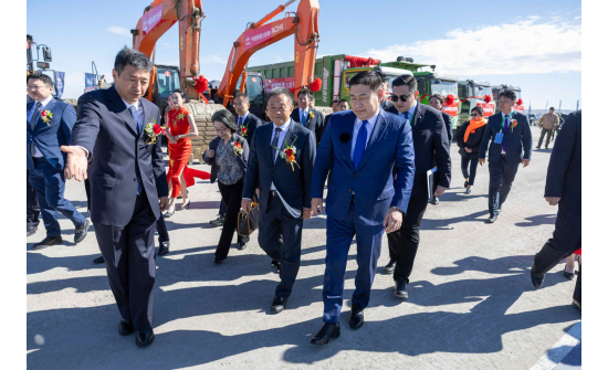 Ерөнхий сайд Л.Оюун-Эрдэнэ: Засгийн газрын мега төслийн нэгдүгээрт эрэмбэлэгдсэн Гашуунсухайт-Ганцмод төмөр замын их бүтээн байгуулалт гараанаас гарлаа
